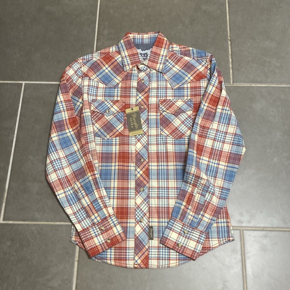 NWT Wrangler Retro Modern Fit Pearl snap long sleeve shirt. Size small - Picture 5 of 6